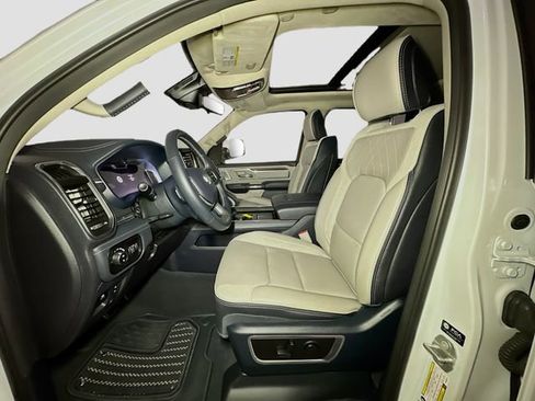 Used 2024 RAM 1500 Limited image 11