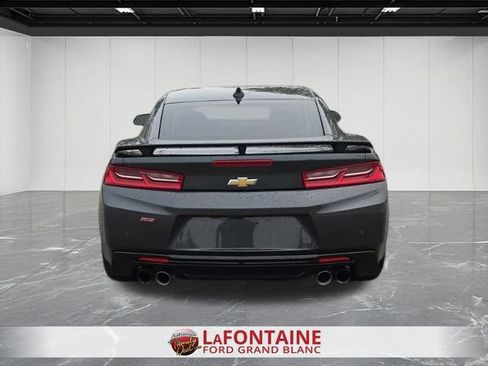 Used 2018 Chevrolet Camaro SS RWD image 6