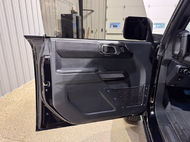 Used 2025 Ford Bronco Badlands AWD/4WD image 9