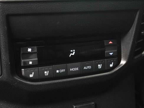 Used 2026 Toyota Sequoia Platinum AWD/4WD image 17