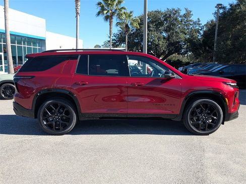 New 2026 Chevrolet Traverse RS w/ LPO, Floor Liner Package image 2