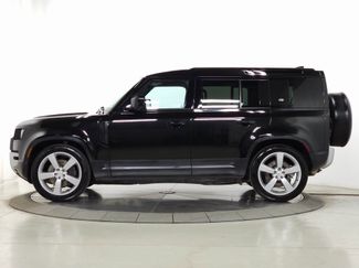 Used 2023 Land Rover Defender 110 SE video 2