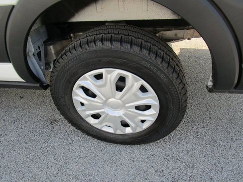 Used 2025 Ford E-Transit Low Roof w/ Load Area Protection Package image 10