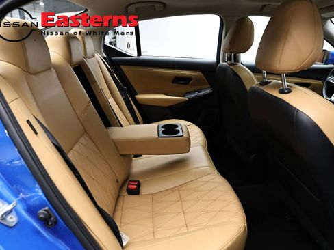 Used 2024 Nissan Sentra SV w/ SV Premium Package FWD image 23