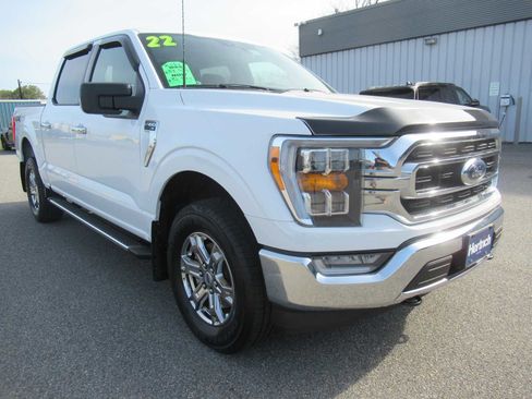 Used 2022 Ford F150 XLT w/ Equipment Group 302A High image 3