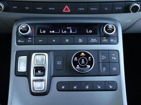 Used 2023 Hyundai Palisade Limited AWD/4WD image 21