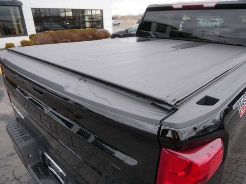 Used 2021 Chevrolet Silverado 1500 LT Trail Boss image 9