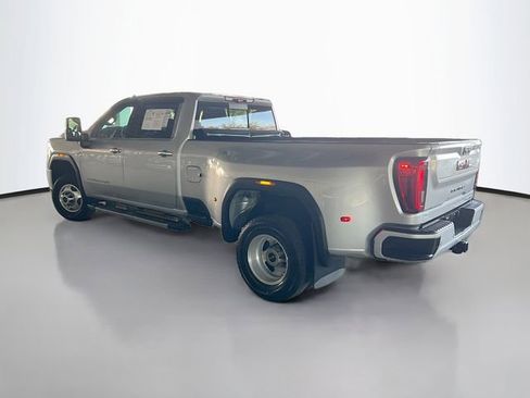 Used 2022 GMC Sierra 3500 Denali w/ Denali Ultimate Package image 6