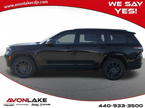 New 2025 Jeep Grand Cherokee L Summit image 3