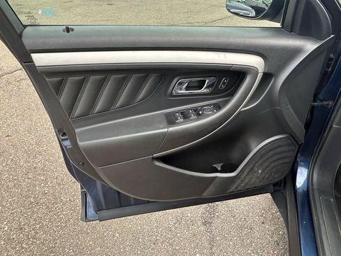 Used 2016 Ford Taurus SEL FWD image 14
