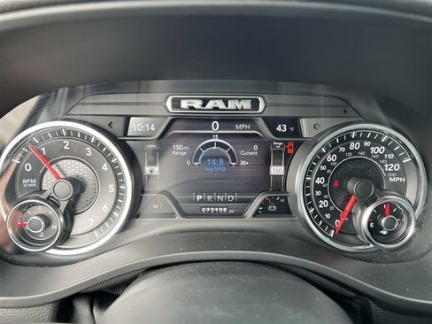 Used 2021 RAM 1500 Big Horn AWD/4WD image 11
