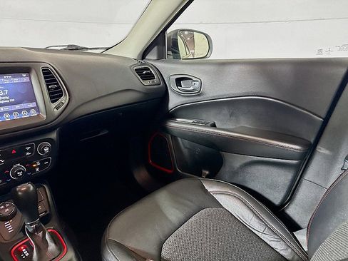 Used 2021 Jeep Compass Trailhawk image 22