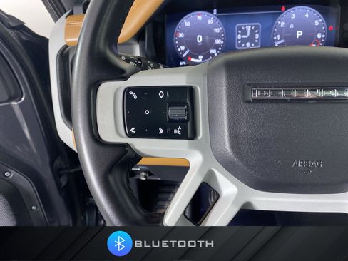 Used 2023 Land Rover Defender 90 X-Dynamic SE image 23