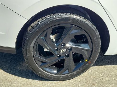New 2026 Hyundai Elantra Sport image 23