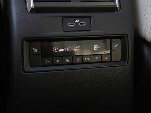Certified 2024 MAZDA CX-90 Plug-In Hybrid w/ Premium Plus AWD/4WD image 17