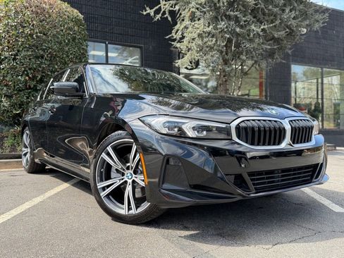 Used 2023 BMW 330i Sedan w/ Driving Assistance Package image 7