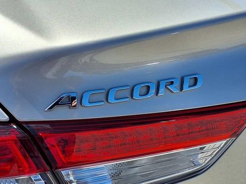 Used 2020 Honda Accord LX image 8