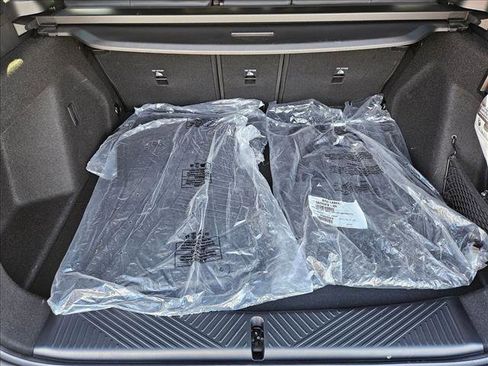 Used 2025 BMW X3 xDrive30i w/ Premium Package image 6