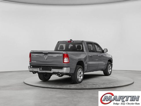 Used 2022 RAM 1500 Big Horn AWD/4WD image 4