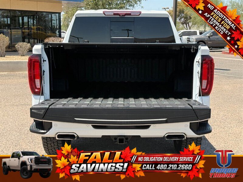 Used 2024 GMC Sierra 1500 AT4 w/ Technology Package AWD/4WD image 8
