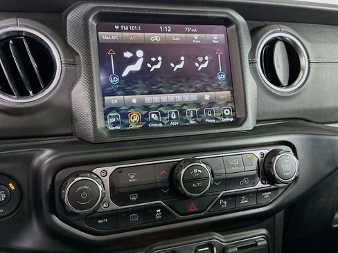 Used 2022 Jeep Wrangler Sahara w/ Safety Group image 24