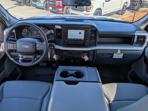 New 2025 Ford F350 XL AWD/4WD image 15