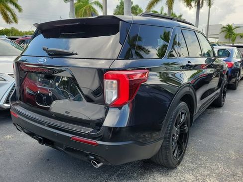 Used 2023 Ford Explorer ST-Line w/ Class IV Trailer Tow Package RWD image 3