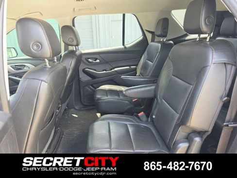 Used 2018 Chevrolet Traverse LT FWD image 11