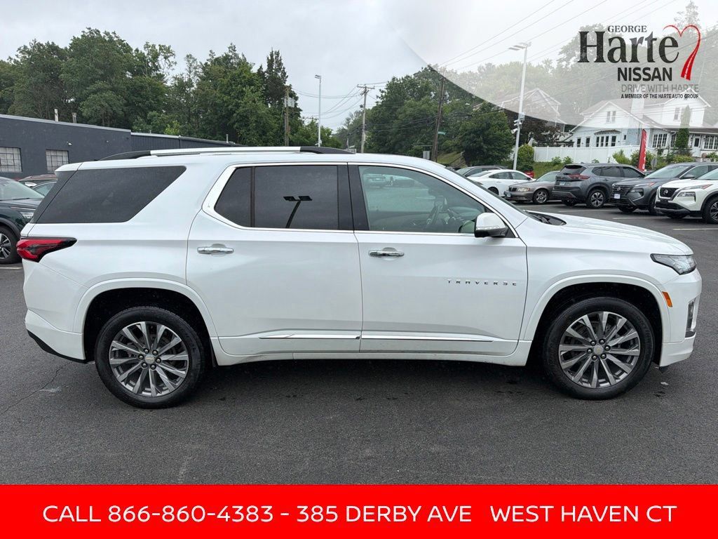 Used 2023 Chevrolet Traverse Premier AWD/4WD image 9
