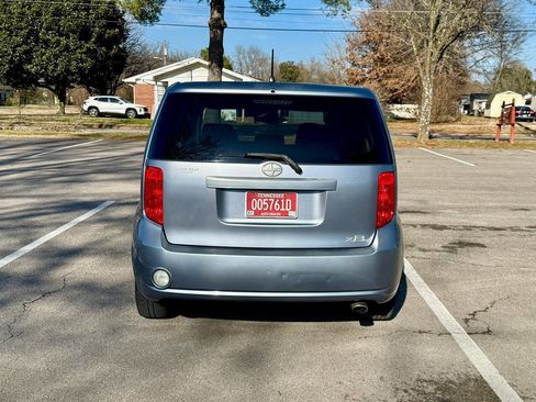 Used 2010 Scion xB image 5