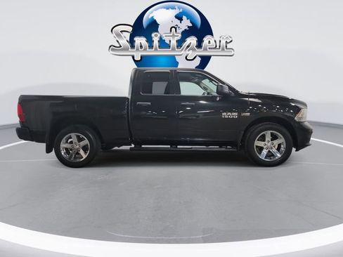 Used 2017 RAM 1500 Express image 11