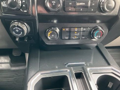 Used 2019 Ford F150 XL w/ Equipment Group 101A Mid image 15