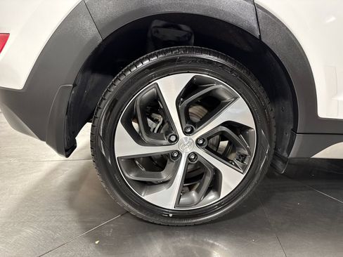 Used 2017 Hyundai Tucson Sport w/ Cargo Package FWD image 13