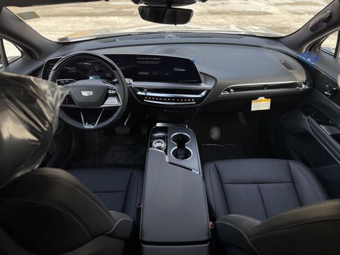 New 2026 Cadillac Lyriq Premium Sport image 23