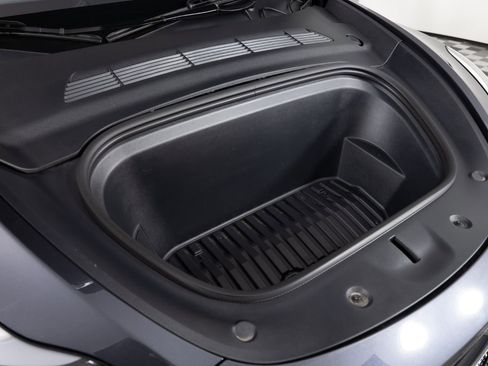 Used 2024 Tesla Model Y Long Range image 40