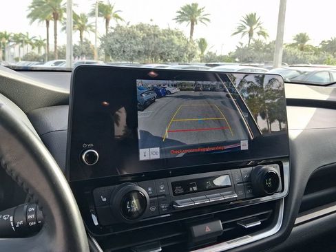 Used 2024 Toyota Grand Highlander FWD image 23