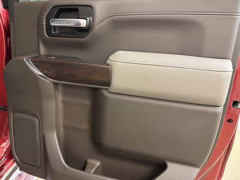 Used 2019 GMC Sierra 1500 SLT w/ SLT Premium Plus Package image 24