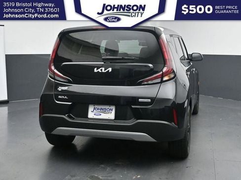 Used 2023 Kia Soul EX FWD image 11