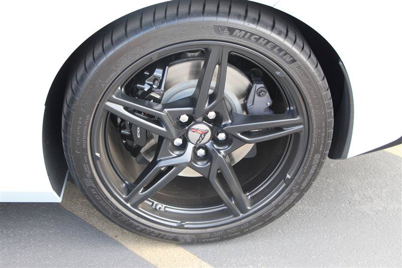 Used 2022 Chevrolet Corvette Stingray Preferred Cpe w/ Z51 Performance Package RWD image 35