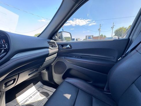Used 2025 Dodge Durango GT AWD/4WD image 33