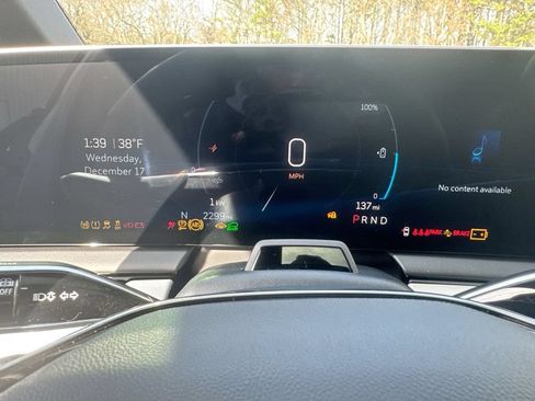 Used 2025 Cadillac Optiq Sport 2 AWD/4WD image 21