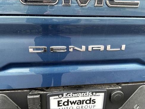 New 2026 GMC Sierra 3500 Denali Ultimate AWD/4WD image 9
