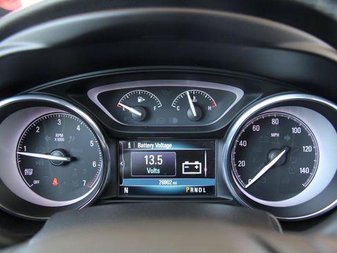 Used 2020 Buick Envision Essence w/ Experience Buick Package FWD image 14
