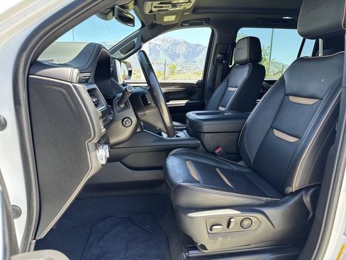 Used 2023 GMC Yukon XL AT4 w/ AT4 Premium Package AWD/4WD image 22