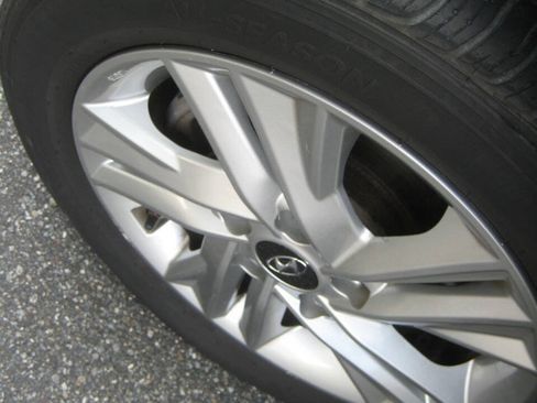 Used 2020 Hyundai Elantra SEL FWD image 23
