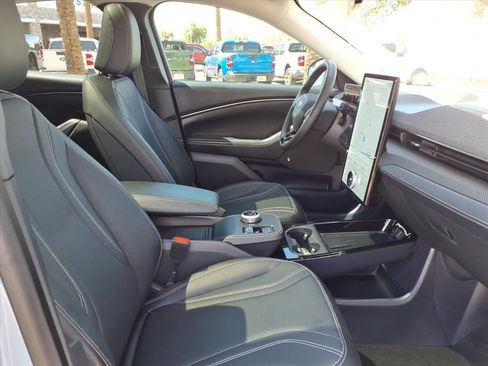 Certified 2024 Ford Mustang Mach-E Premium image 11