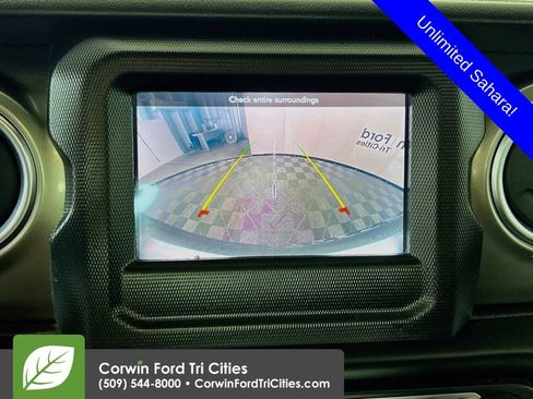 Used 2020 Jeep Wrangler Unlimited Sahara AWD/4WD image 20
