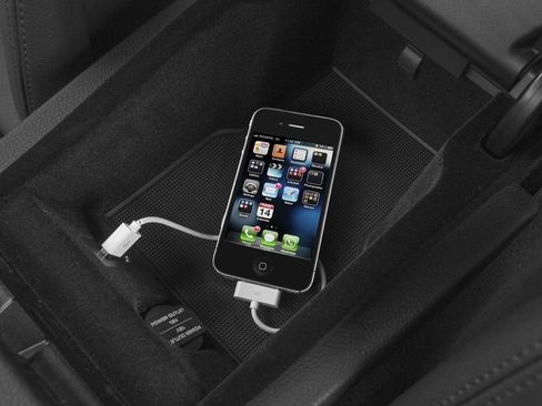 Used 2016 Porsche Panamera 4 Edition AWD/4WD image 15