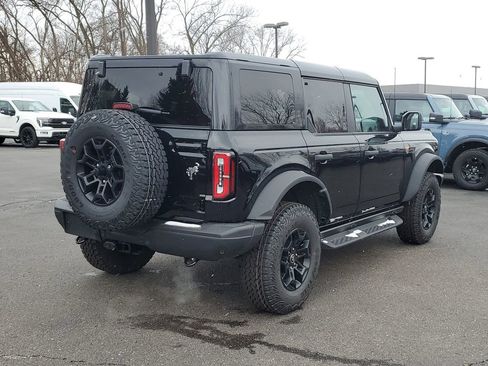 New 2026 Ford Bronco Badlands image 4