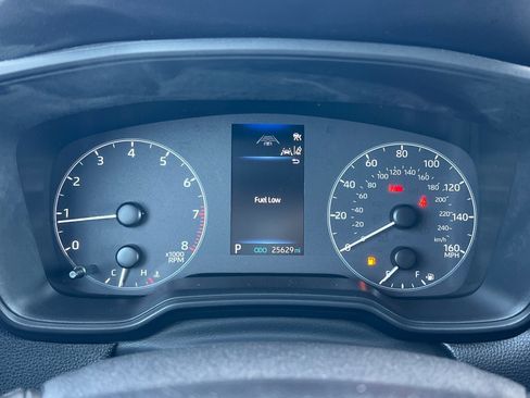Used 2024 Toyota Corolla Cross LE FWD image 23